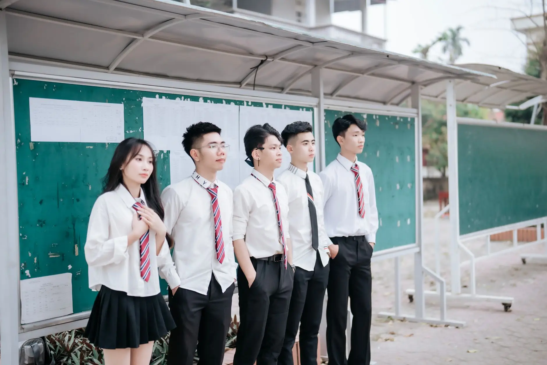 校服定制面料怎么选？重庆学校采购学生装的实用参考指南正文配图 2
