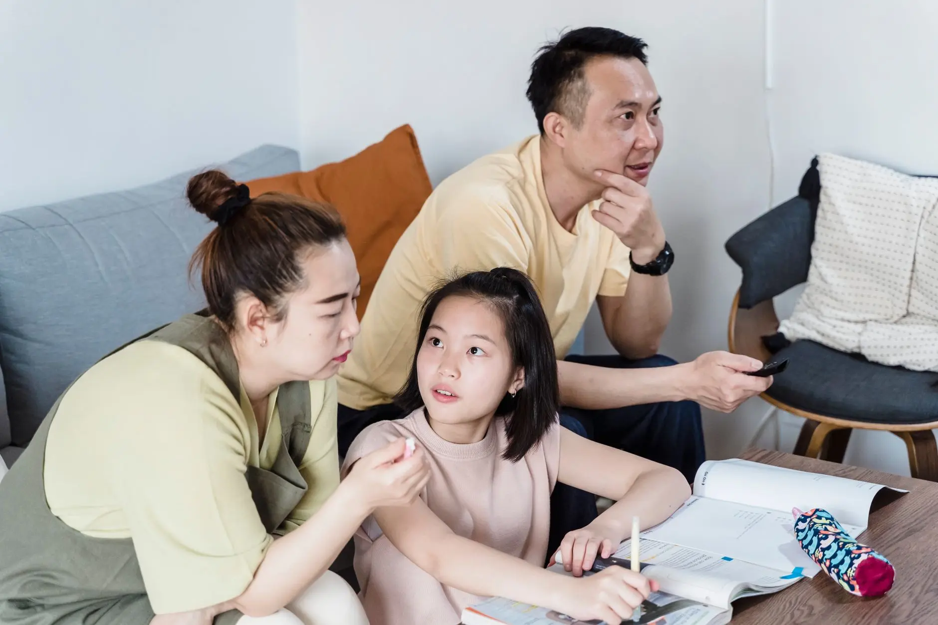 学生装定制工艺流程：从设计打版到批量生产的关键环节